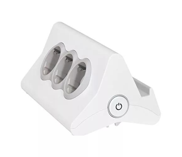 Legrand Przedłużacz z uchwytem - 3 gniazda, 1,5m, biały - 1047078 - zdjęcie 3